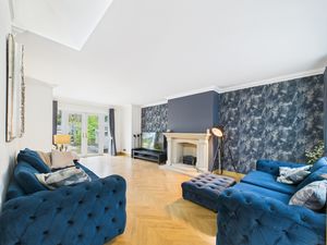 Photo 30- click for photo gallery